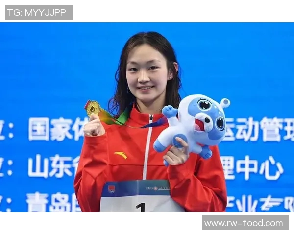 香港游泳运动员突破极限展现实力 未来潜力无限 香港游泳运动员突破极限展现实力 未来潜力无限