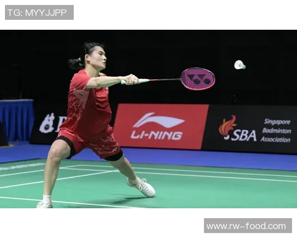 广州羽毛球队比赛经验引发热议球迷对其表现和战术策略展开激烈讨论